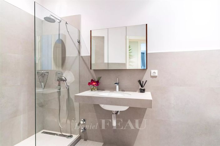 Image No.15-4 Bed Apartment for sale