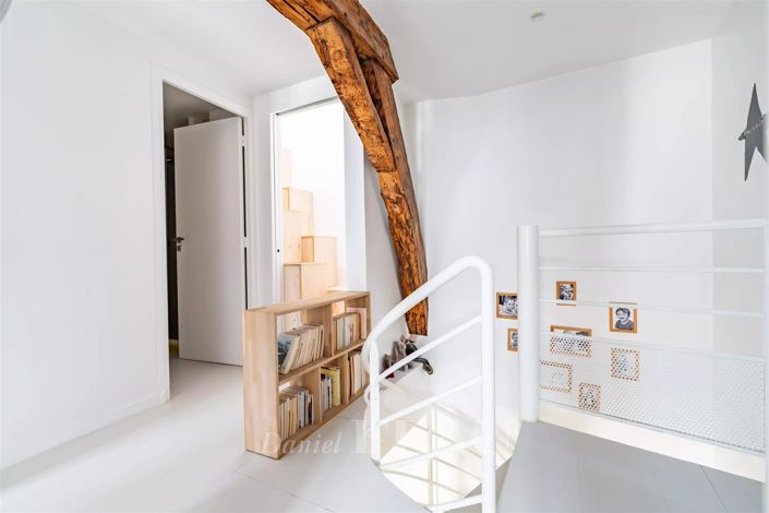 Image No.24-4 Bed House for sale