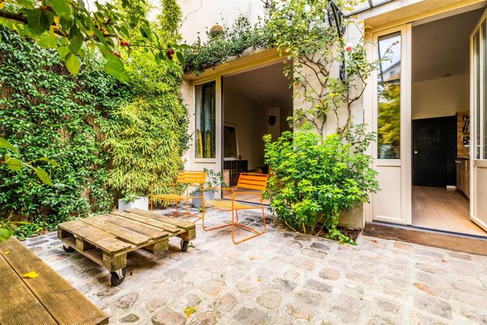 Image No.8-4 Bed House for sale