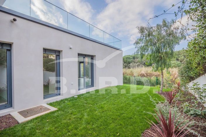 Image No.11-3 Bed Apartment for sale