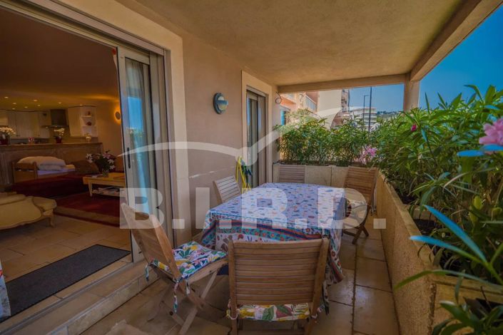 Image No.8-Appartement de 2 chambres à vendre à Sainte-Maxime