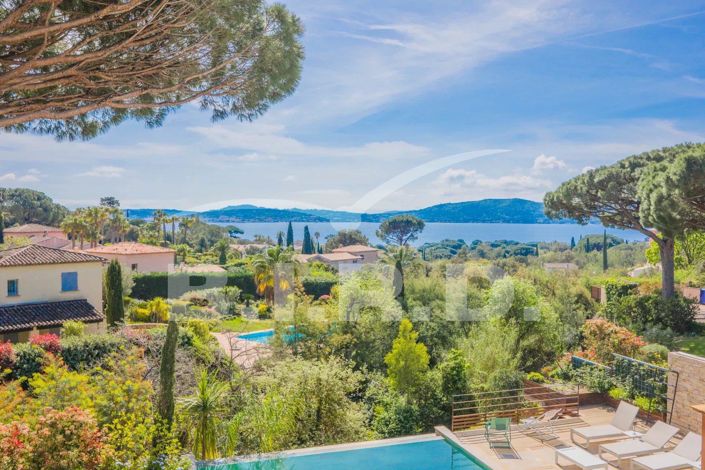 Image No.4-6 Bed House for sale