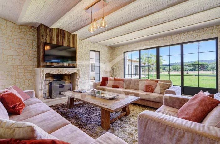 Image No.4-5 Bed House for sale