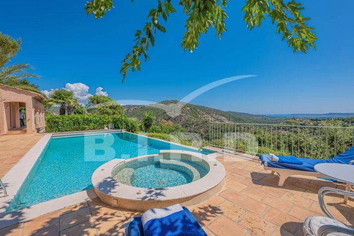 Image No.2-7 Bed House for sale