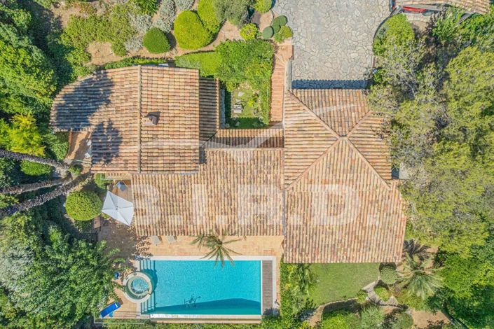 Image No.4-7 Bed House for sale