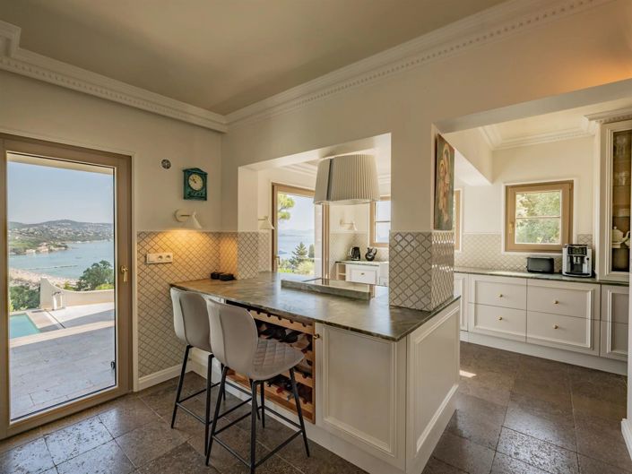 Image No.5-3 Bed House for sale