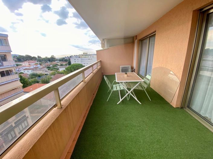 Image No.10-1 Bed Apartment for sale