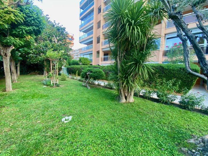 Image No.11-1 Bed Apartment for sale