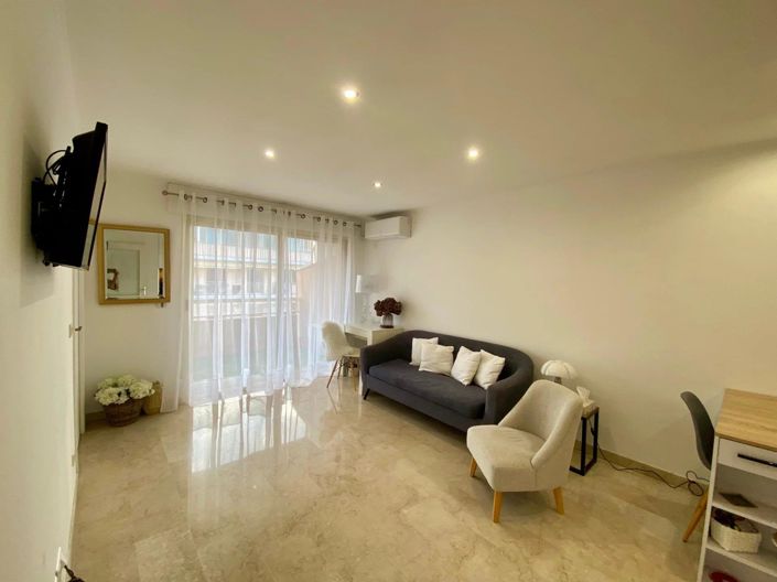 Image No.4-Appartement de 1 chambre à vendre à Le Cannet