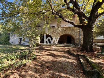 Maison de 7 chambres à vendre à Les Mages
