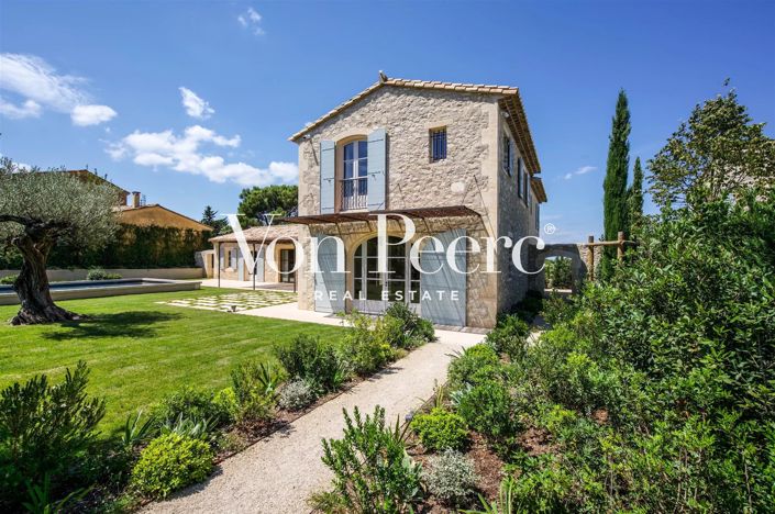 Image No.1-4 Bed House for sale
