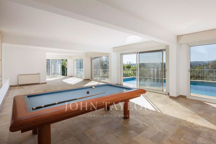 Image No.11-5 Bed House for sale