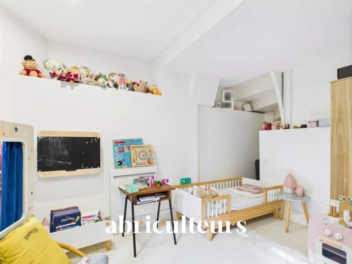 Image No.9-3 Bed Apartment for sale