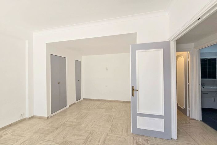 Image No.5-Apartment for sale