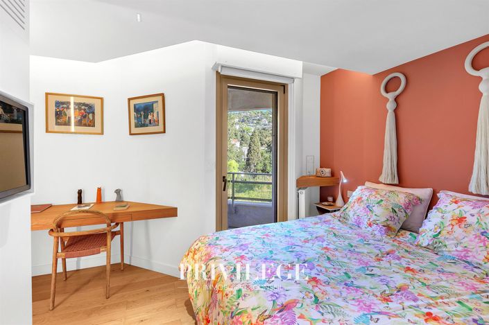 Image No.21-2 Bed Apartment for sale