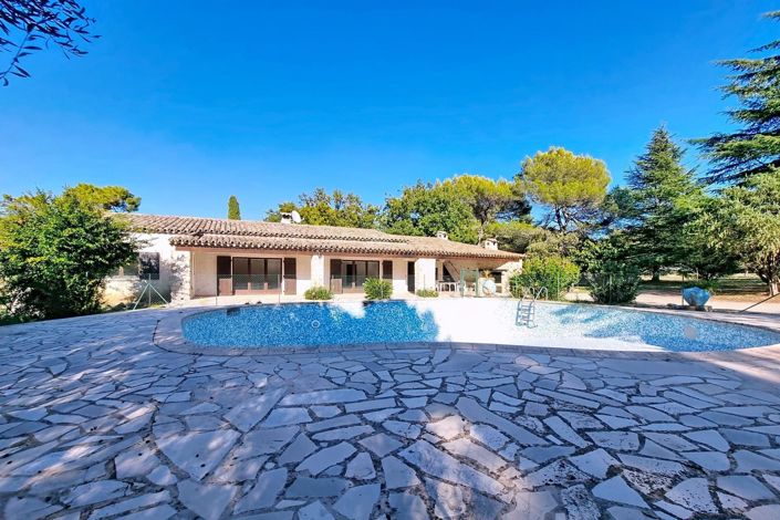 Image No.6-4 Bed House for sale