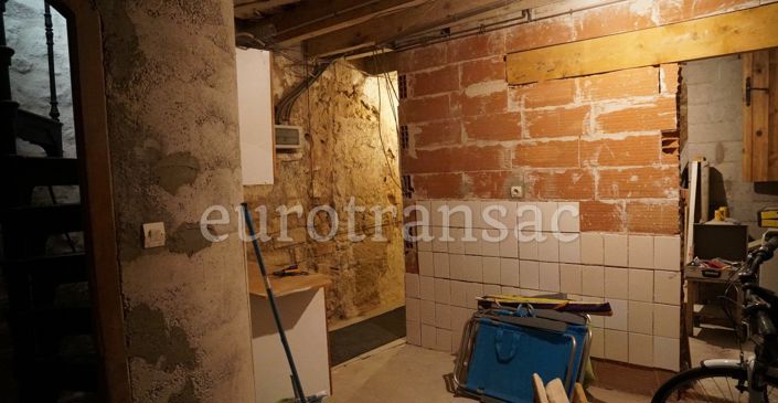 Image No.14-3 Bed House for sale