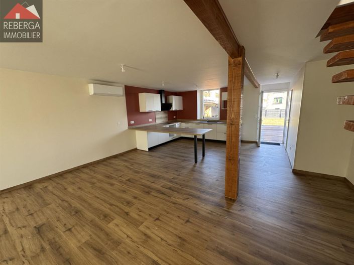 Image No.8-4 Bed House for sale