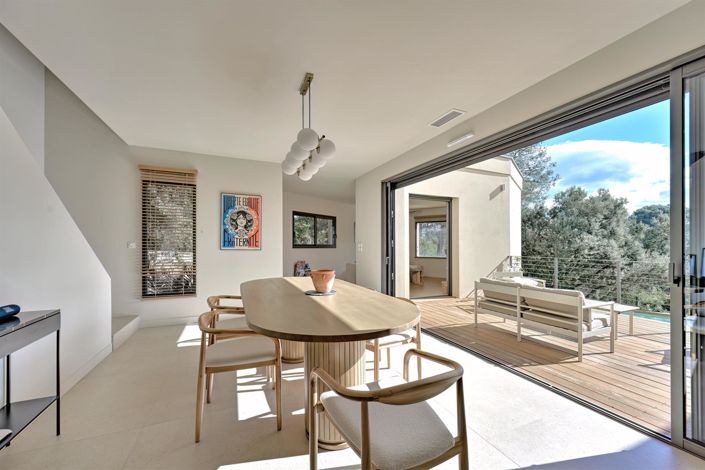 Image No.5-Maison de 4 chambres à vendre à Nîmes