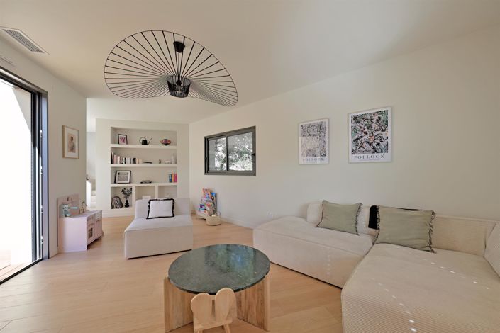 Image No.6-Maison de 4 chambres à vendre à Nîmes