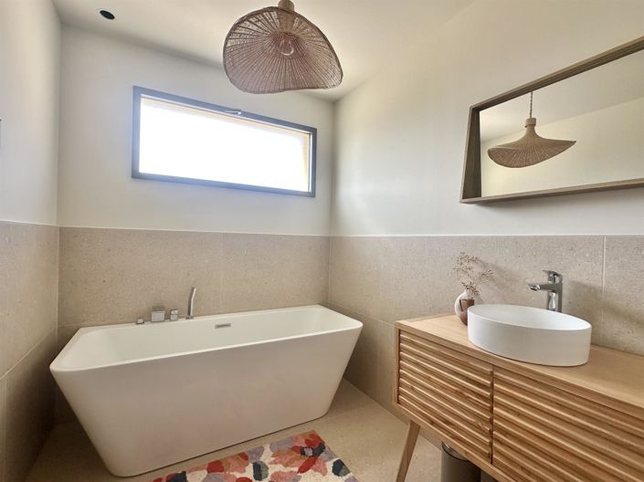 Image No.9-Maison de 4 chambres à vendre à Nîmes