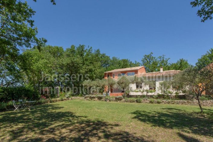 Image No.10-4 Bed House for sale