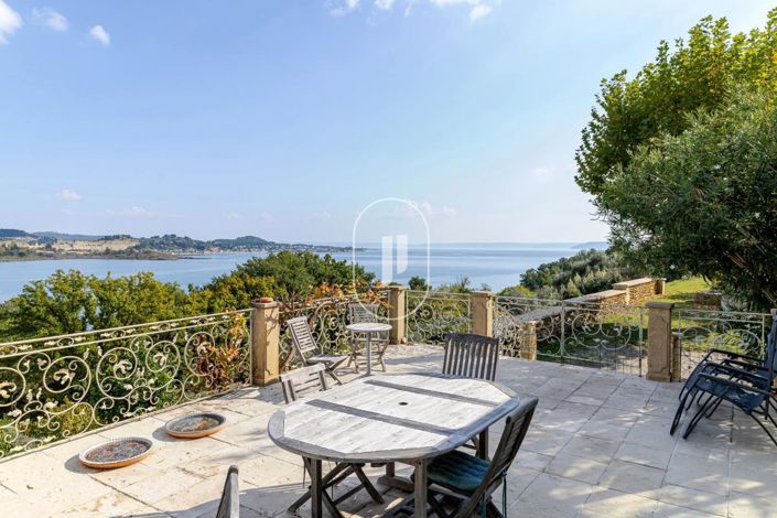 Image No.5-13 Bed House for sale