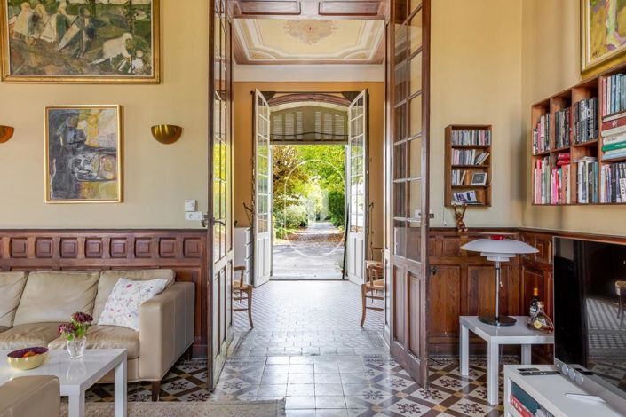 Image No.8-13 Bed House for sale