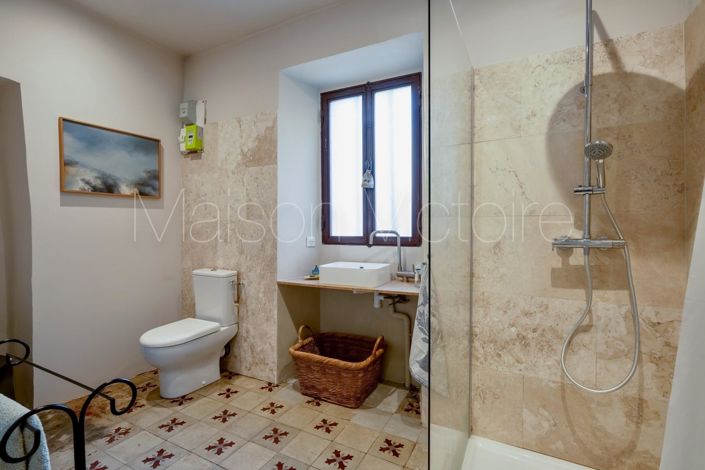 Image No.23-5 Bed House for sale