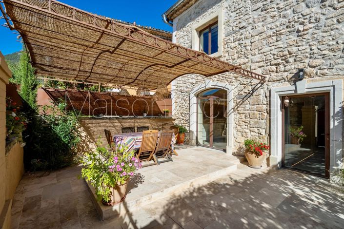 Image No.7-5 Bed House for sale