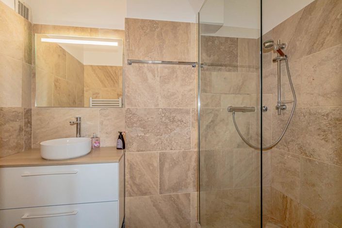 Image No.11-1 Bed Apartment for sale