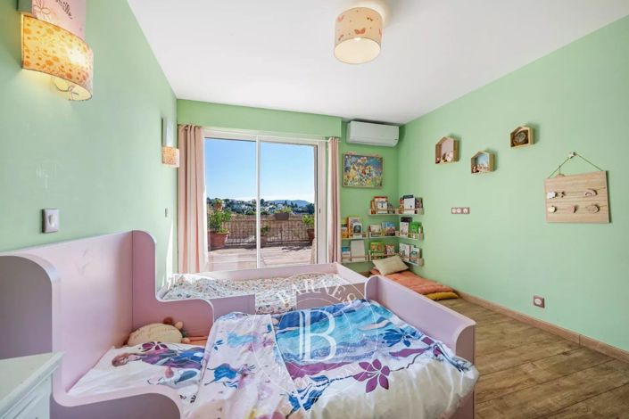 Image No.22-3 Bed House for sale