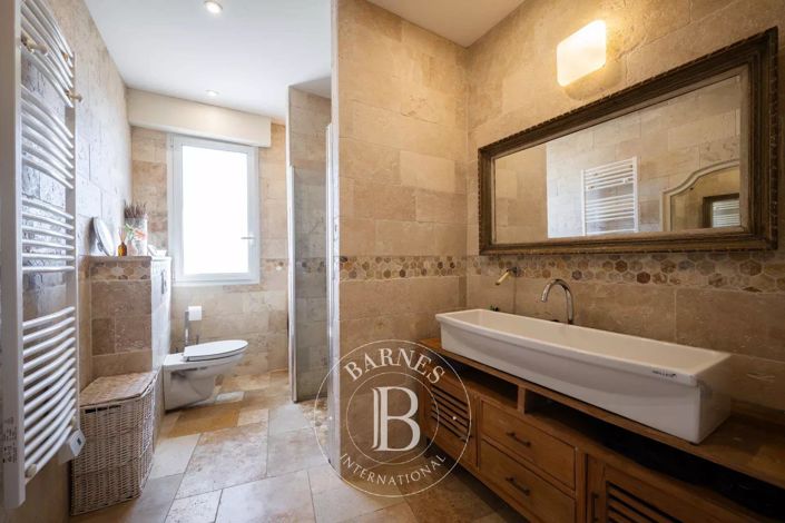 Image No.23-3 Bed House for sale