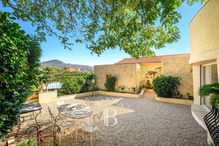 Image No.6-3 Bed House for sale