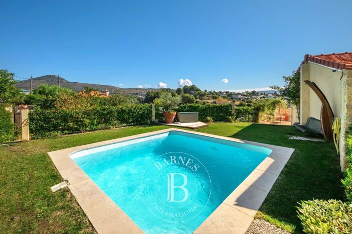 Image No.7-3 Bed House for sale