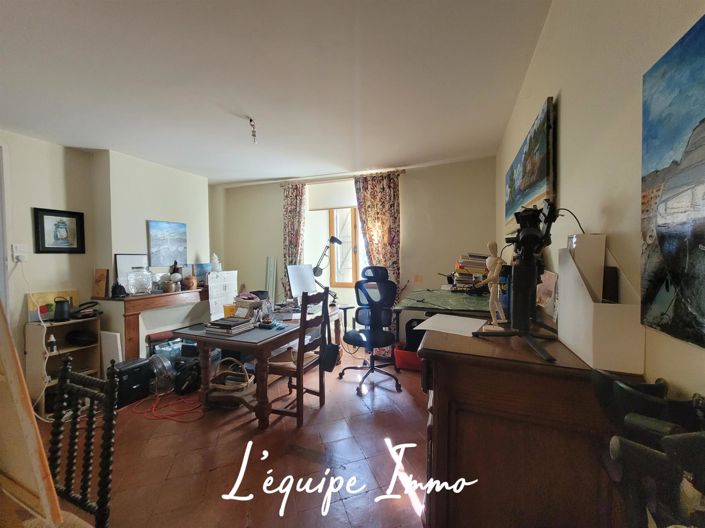 Image No.6-3 Bed House for sale