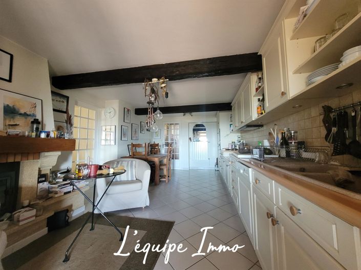 Image No.6-3 Bed House for sale