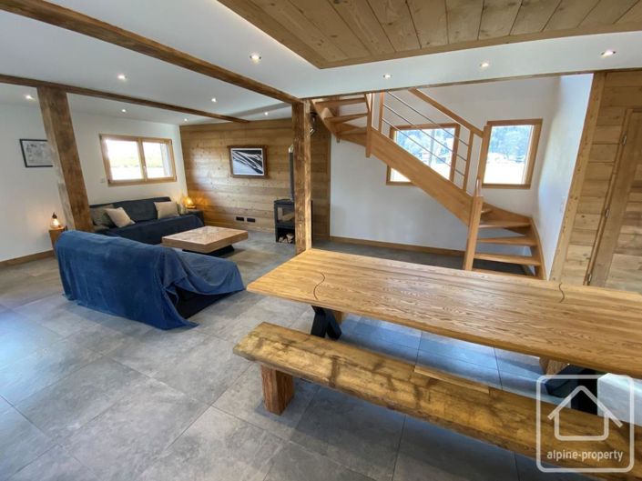 Image No.10-4 Bed Property for sale