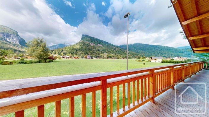 Image No.18-4 Bed Property for sale