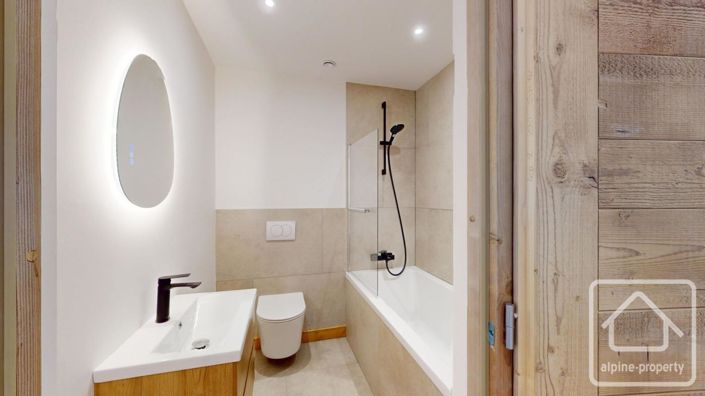 Image No.30-4 Bed Property for sale