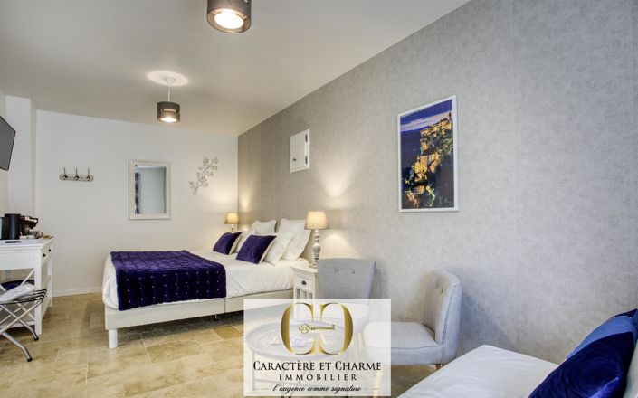 Image No.10-7 Bed House for sale