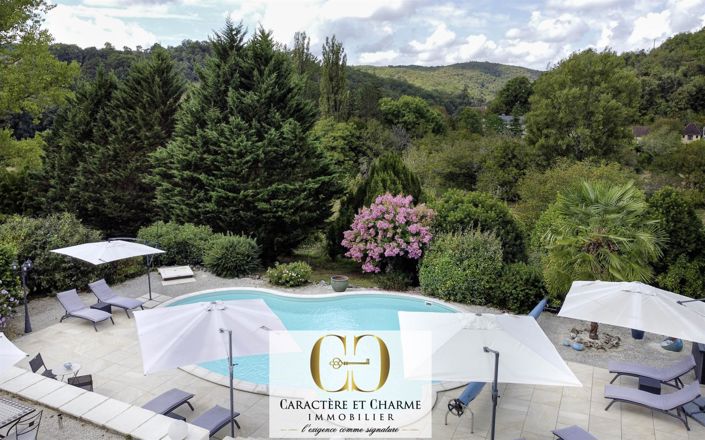 Image No.2-7 Bed House for sale