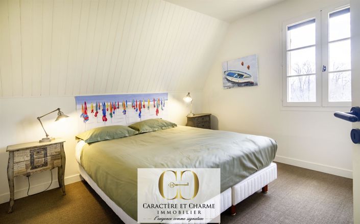 Image No.18-5 Bed House for sale