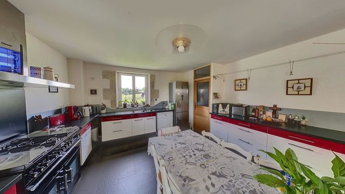 Image No.14-9 Bed House for sale