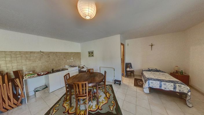 Image No.17-9 Bed House for sale