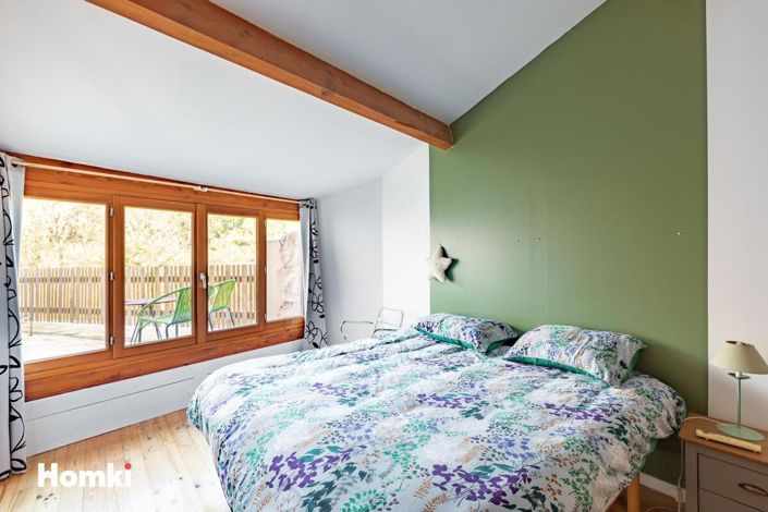 Image No.12-4 Bed House for sale