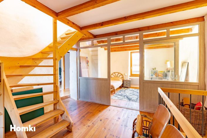 Image No.3-4 Bed House for sale