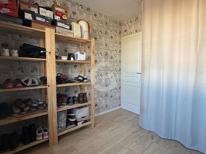 Image No.12-4 Bed House for sale