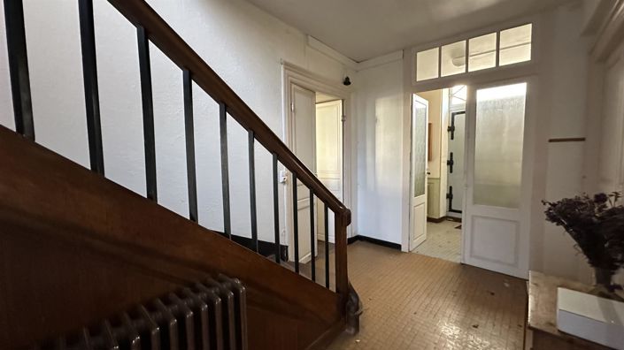 Image No.10-14 Bed House for sale