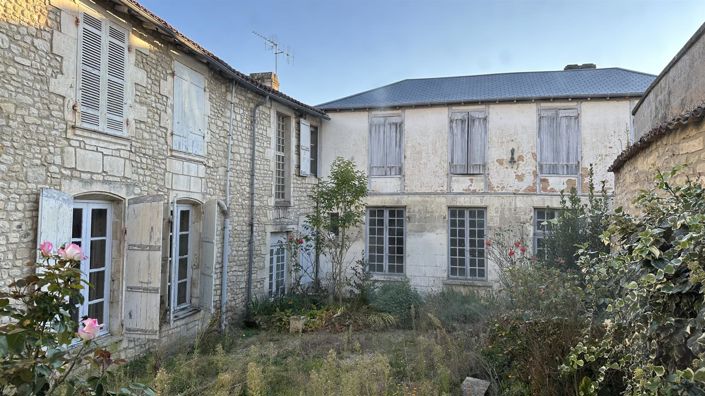 Image No.12-Maison de 14 chambres à vendre à Saint-Jean-d'Angély